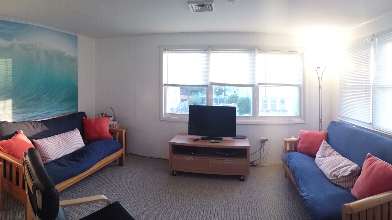 Photo of Livingroom in Beach Haven Park