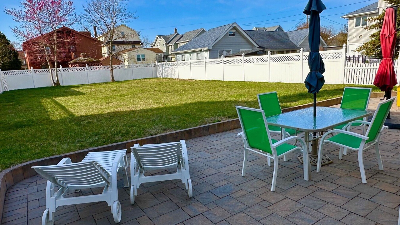 Photo of Outdoor in Wall