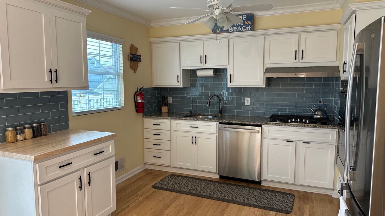 Photo of Kitchen in Wall