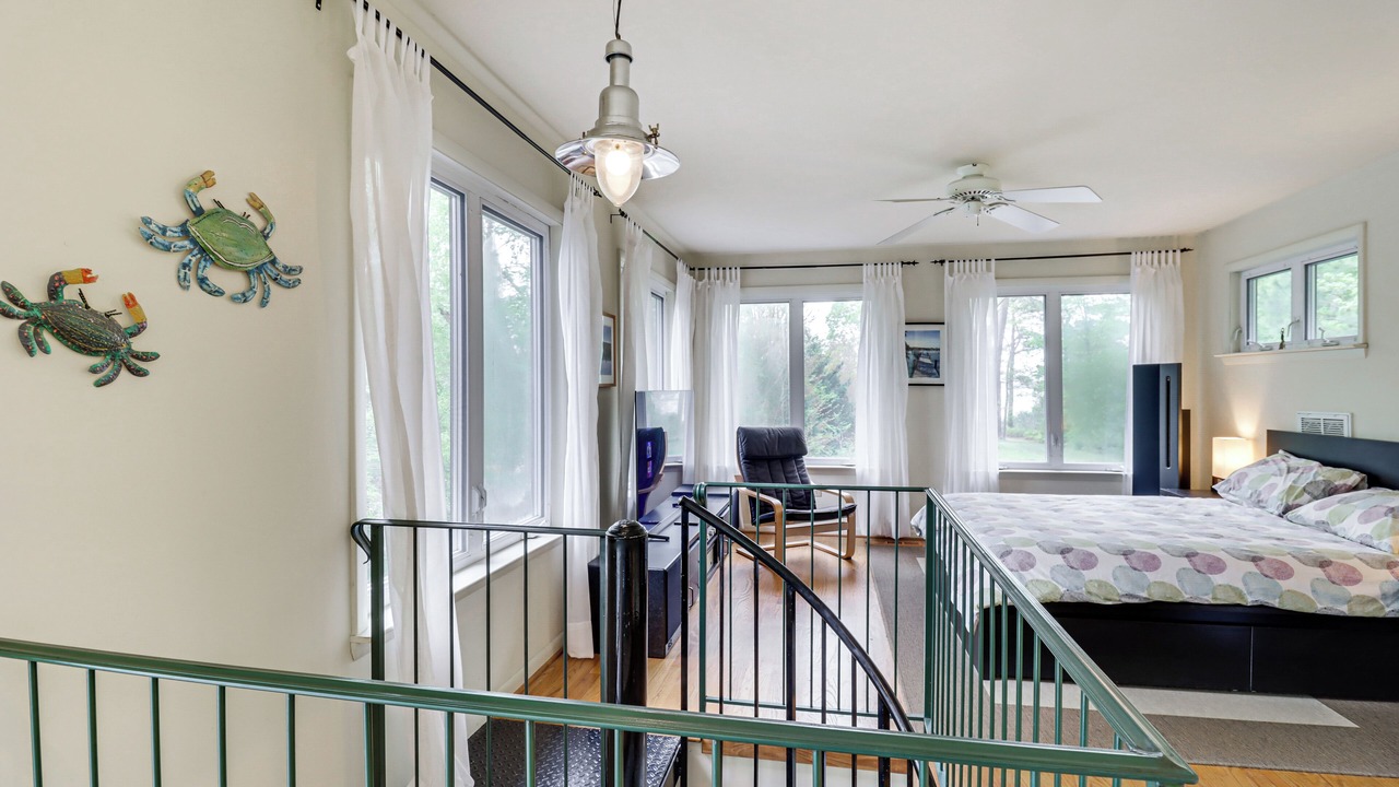 Photo of Bedroom in Point Lookout