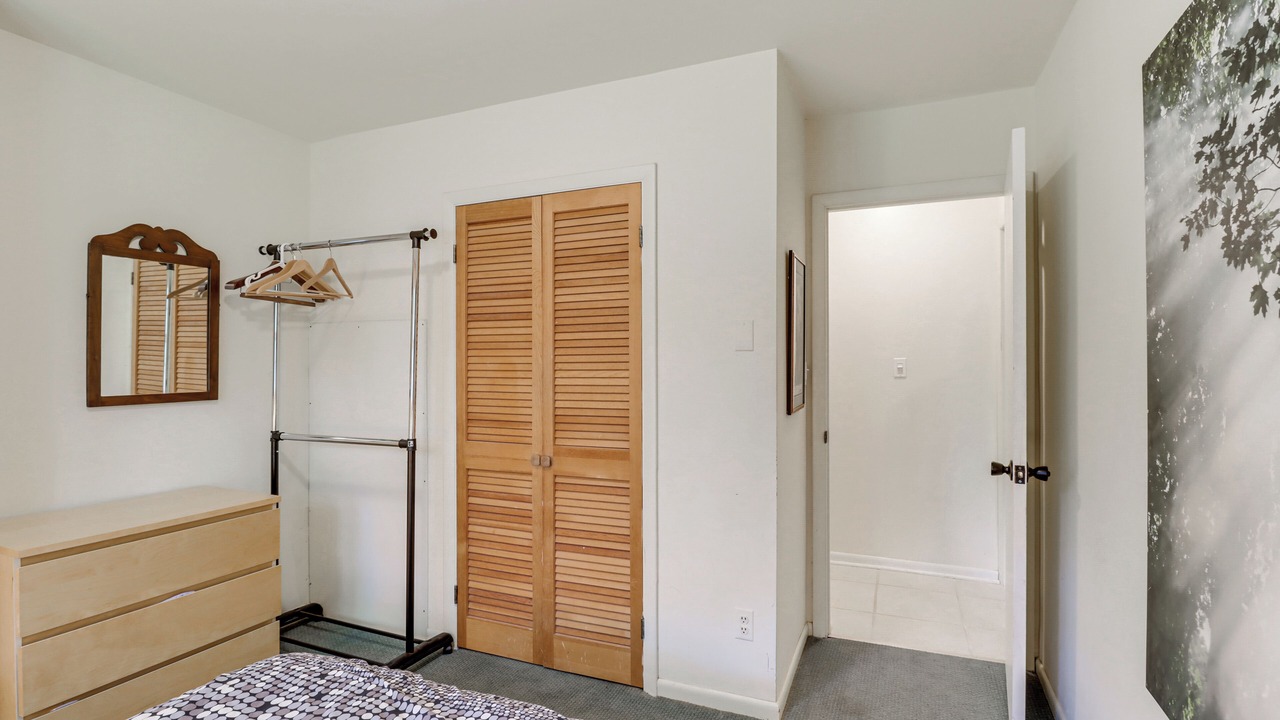 Photo of Bedroom in Point Lookout