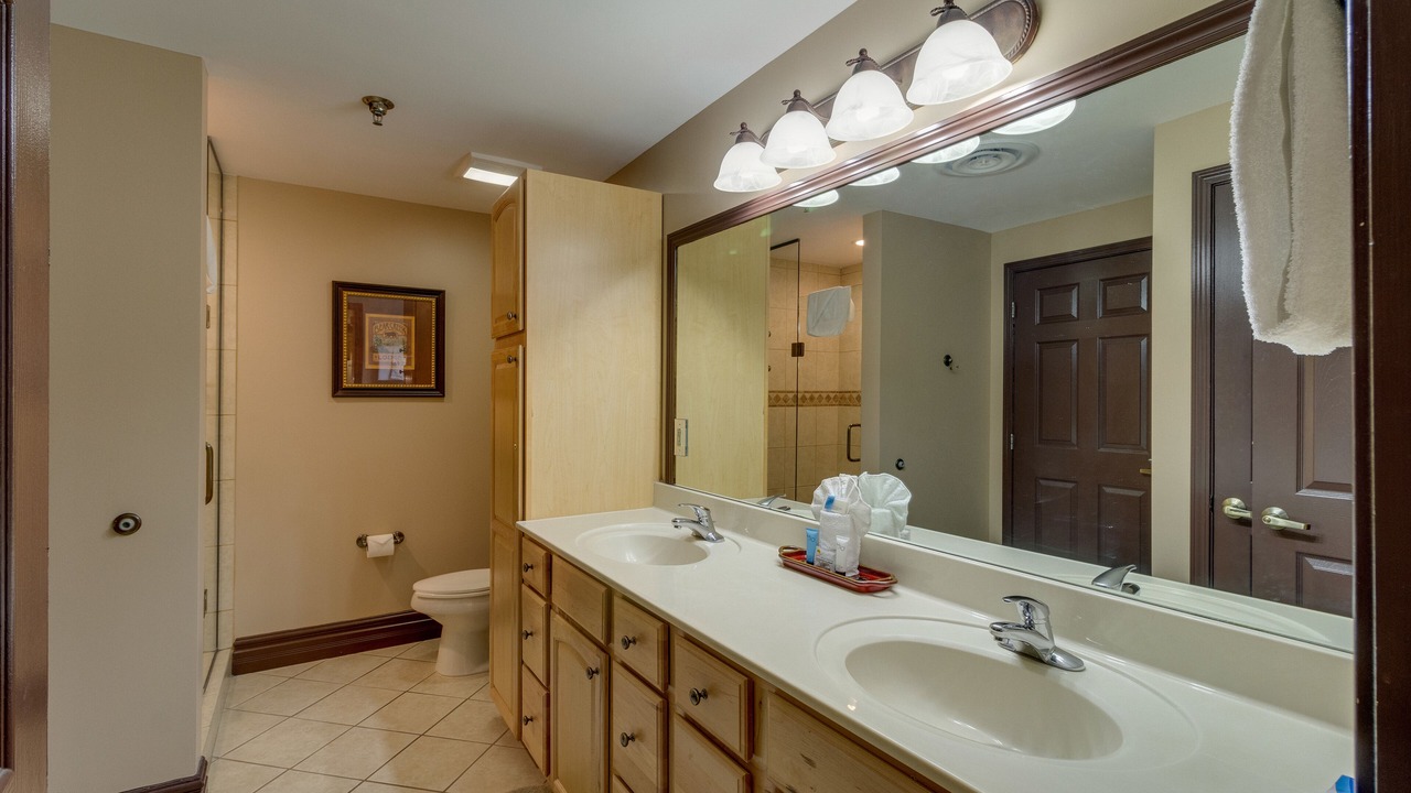 Photo of Bathroom in Gatlinburg