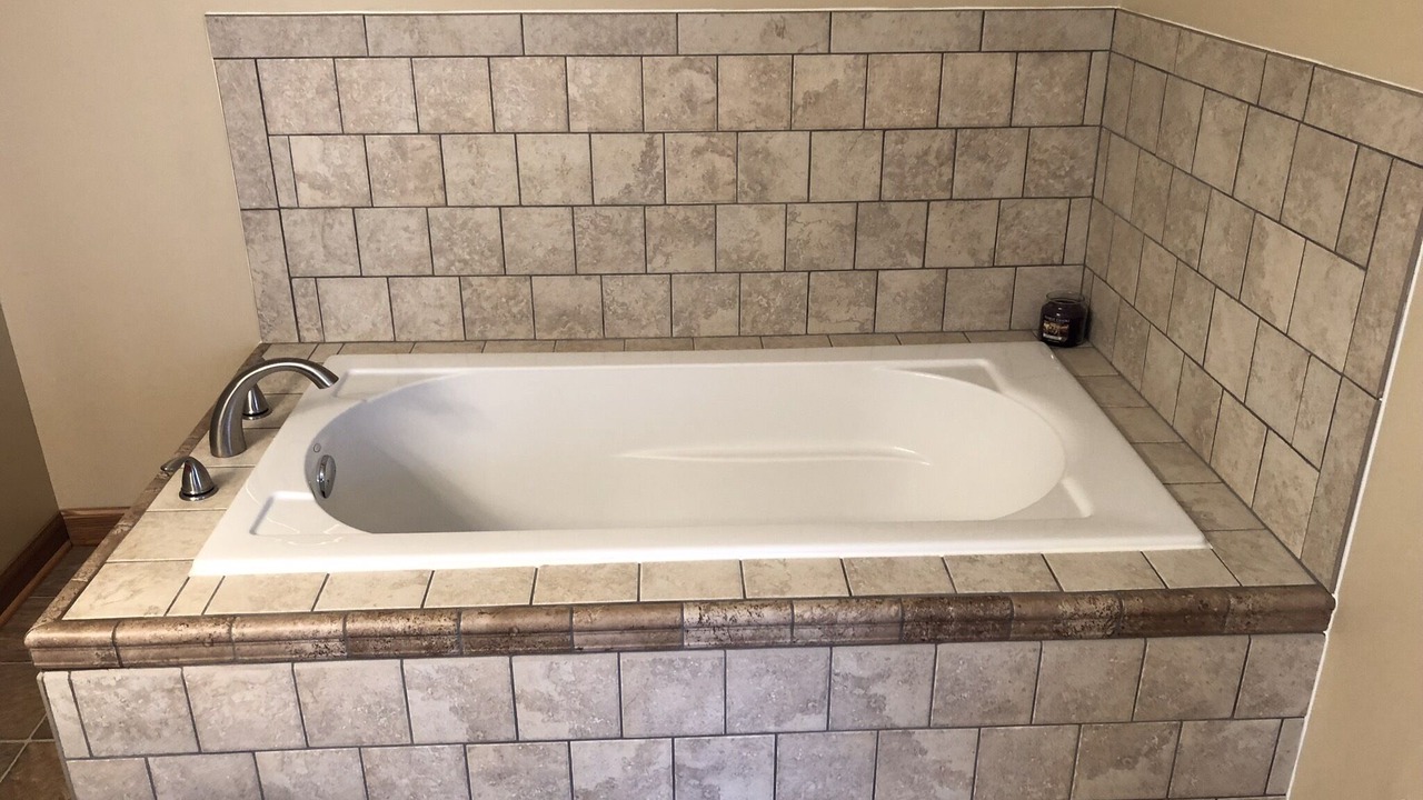 Photo of Bathroom in Luray