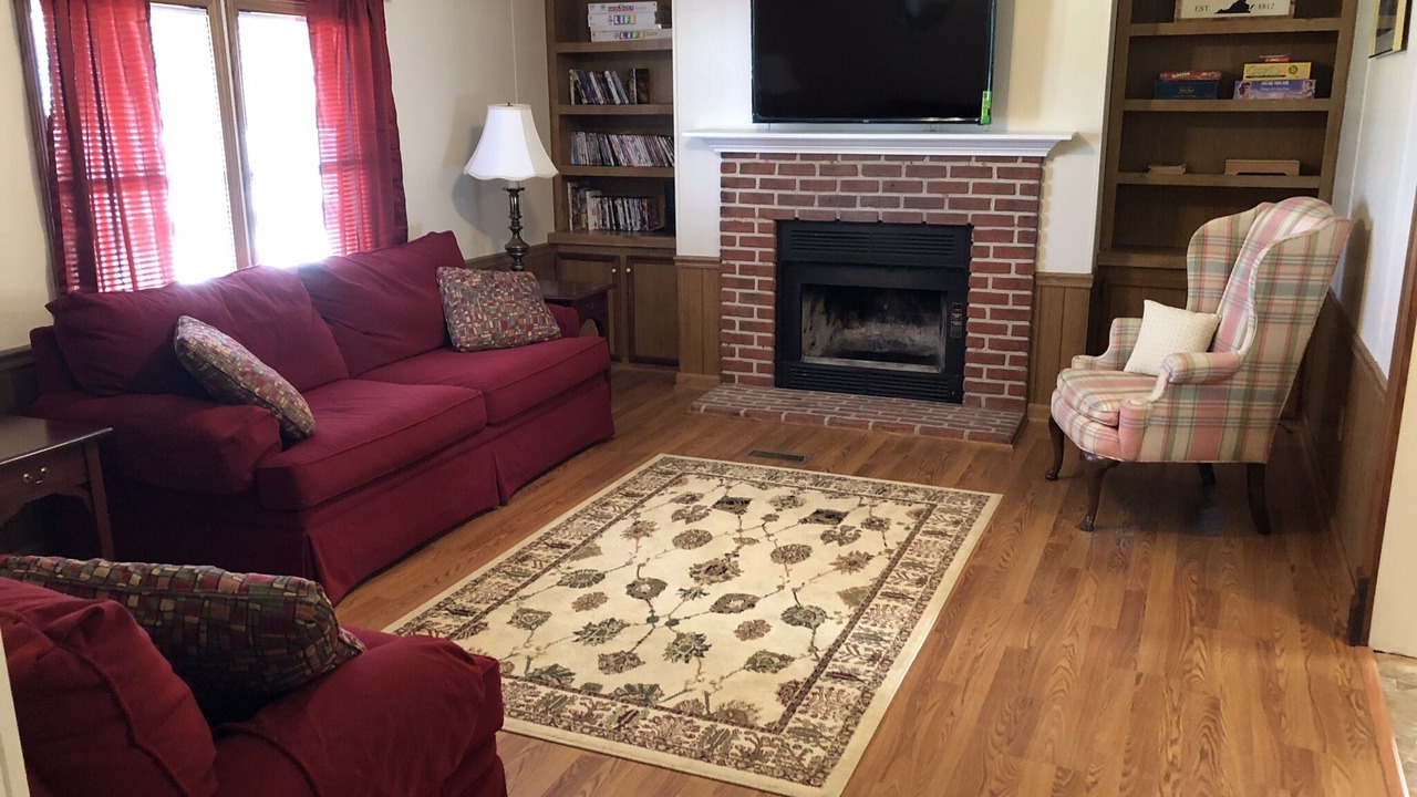 Photo of Livingroom in Luray