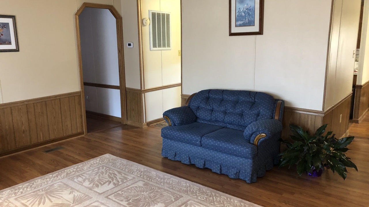 Photo of Livingroom in Luray