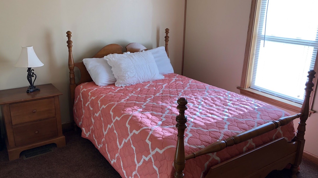 Photo of Bedroom in Luray