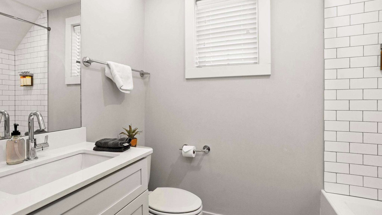 Photo of Bathroom in Historic Waverly