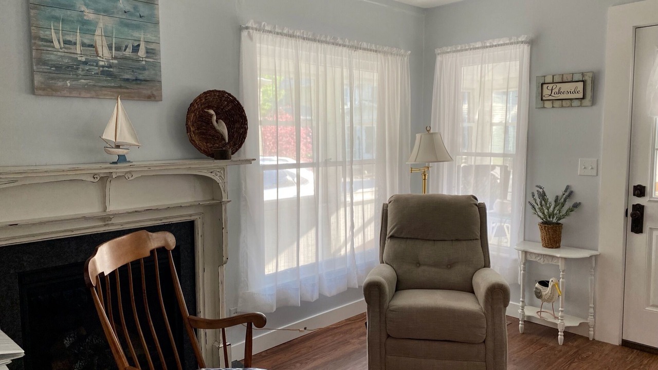 Photo of Livingroom in Lakeside
