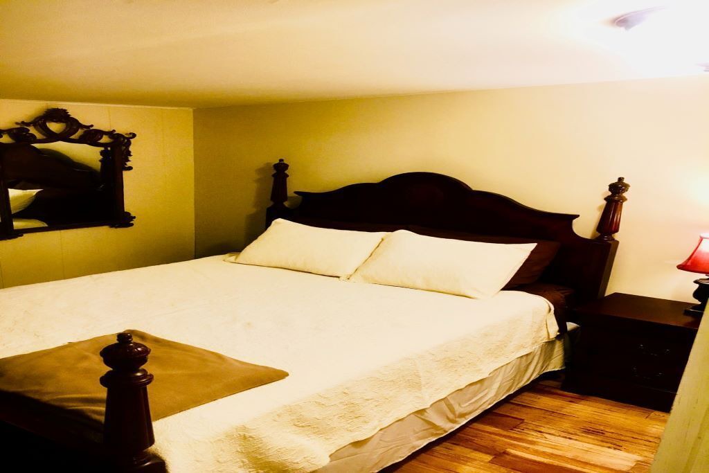 Photo of Bedroom in Waverly