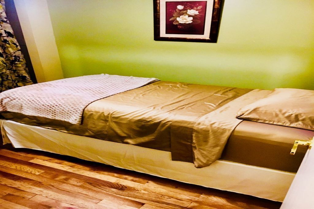 Photo of Bedroom in Waverly