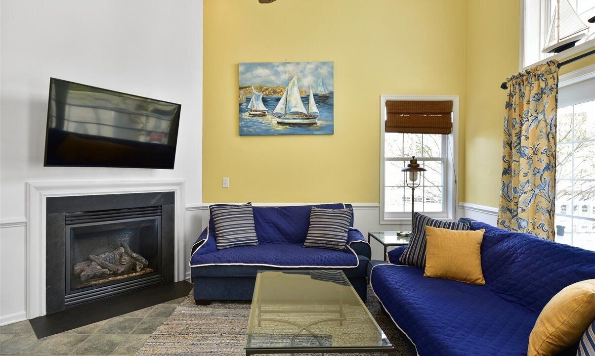Photo of Livingroom in Bayside