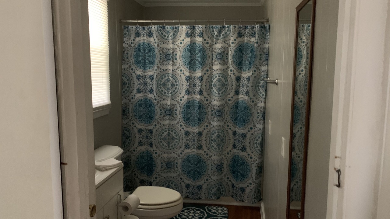 Photo of Bathroom in Harkers Island