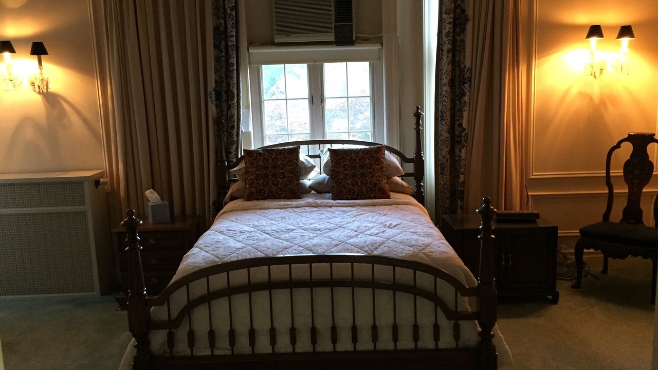 Photo of Bedroom in Jamestown