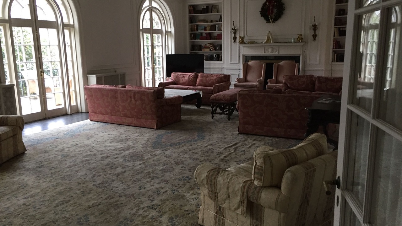Photo of Livingroom in Jamestown