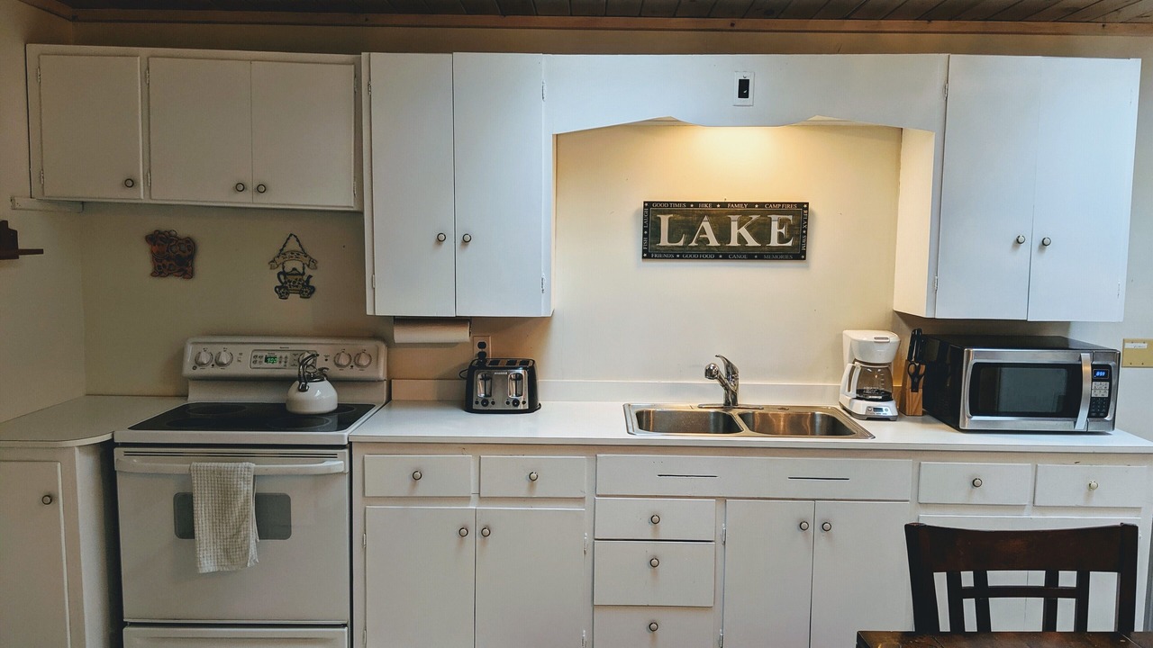 Photo of Kitchen in Town of Torrey