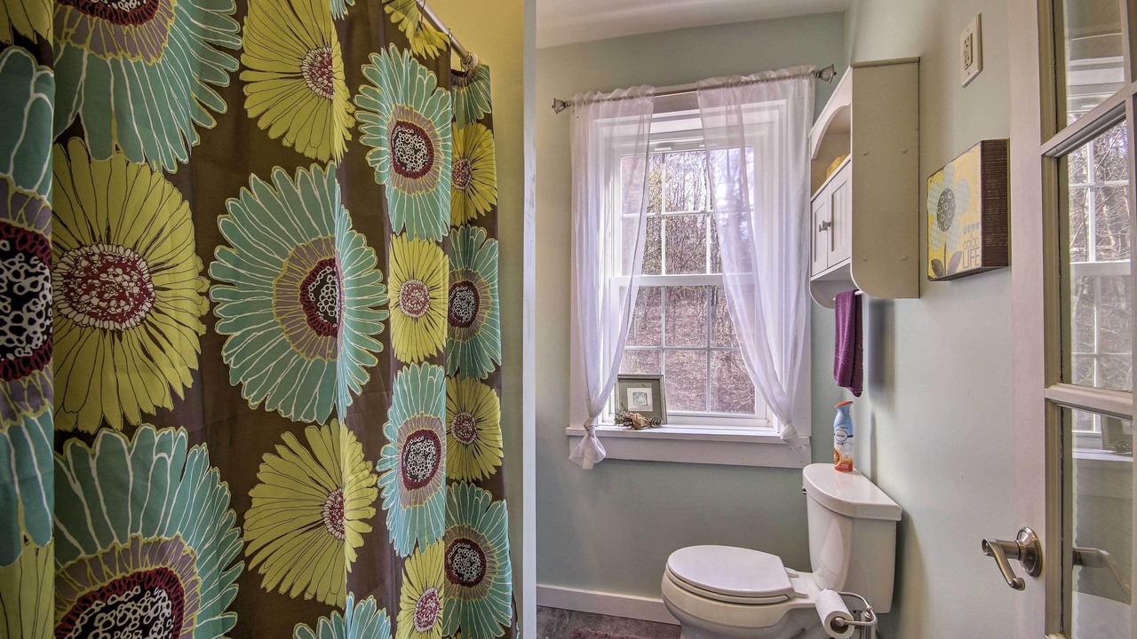 Photo of Bathroom in James Creek