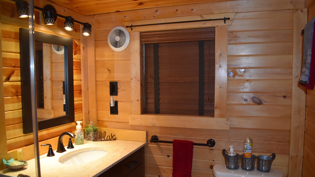 Photo of Bathroom in Perrysville
