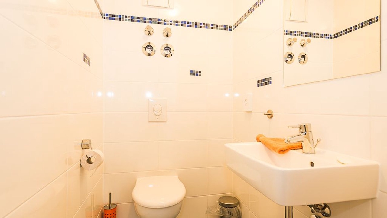 Photo of Bathroom in Linden