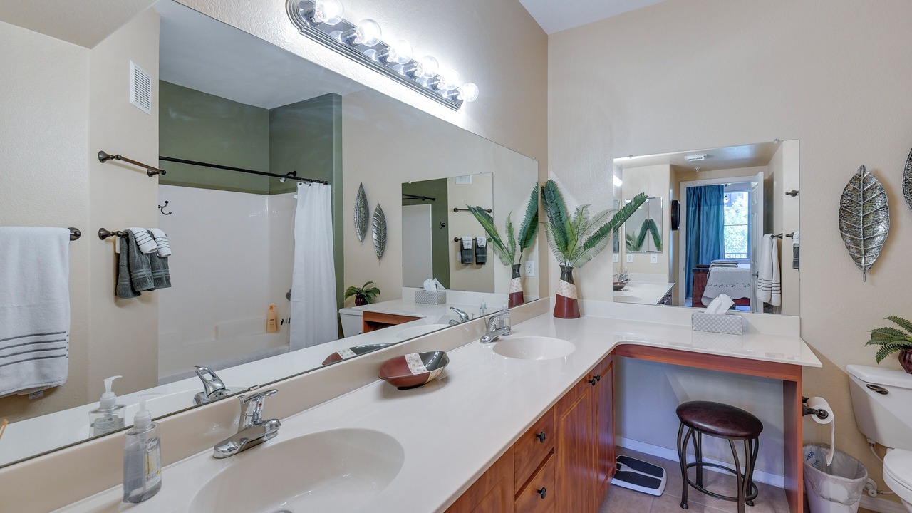 Photo of Bathroom in Parkwood Ranch