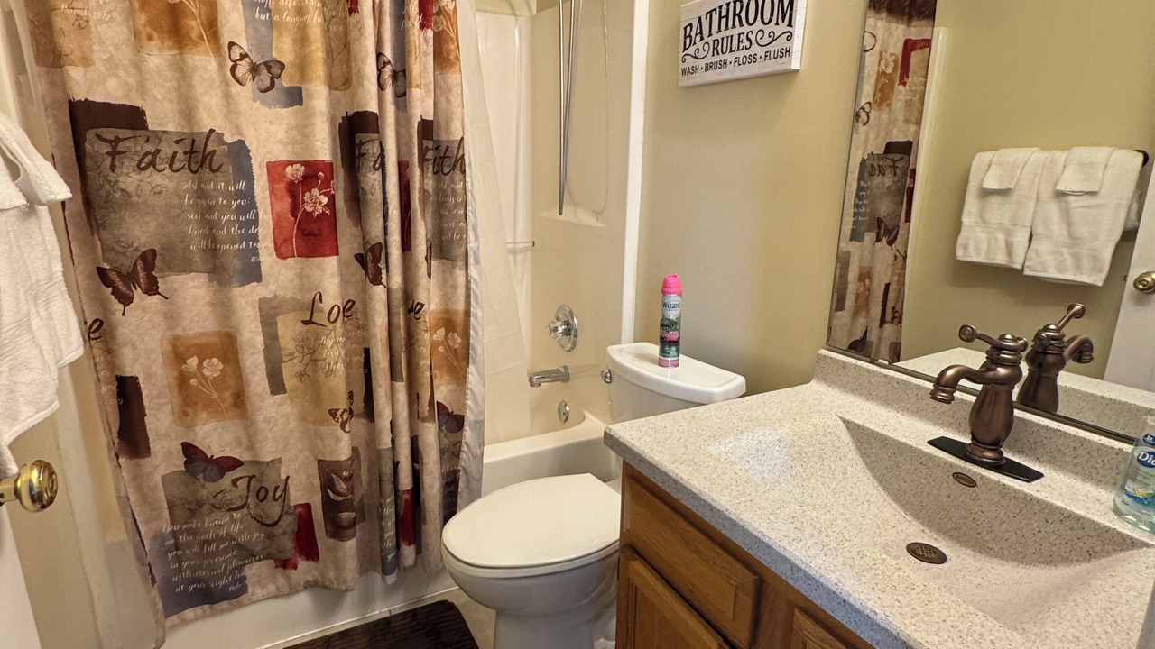 Photo of Bathroom in Dry Ridge