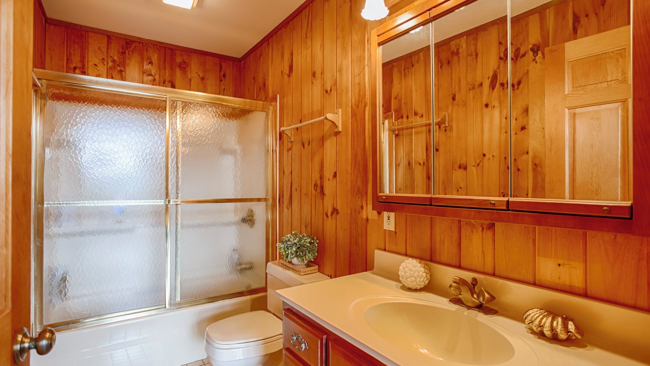Photo of Bathroom in Town of Jerusalem