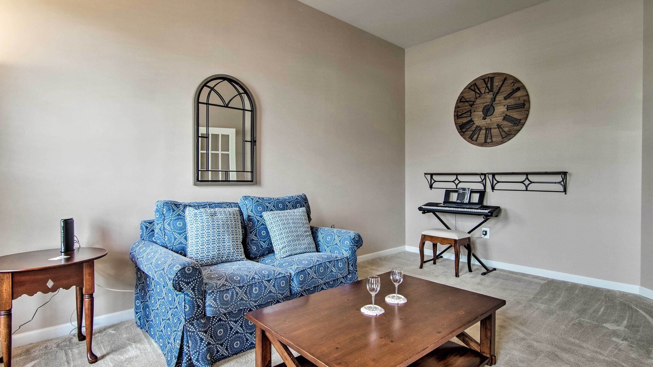 Photo of Livingroom in The Commons