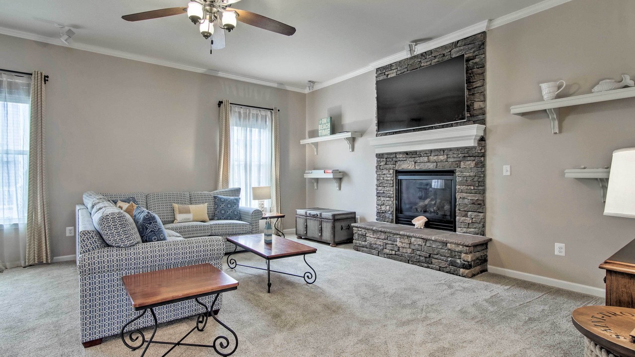Photo of Livingroom in The Commons