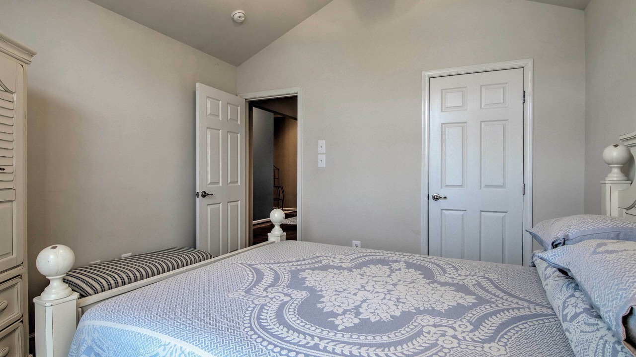 Photo of Bedroom in The Commons