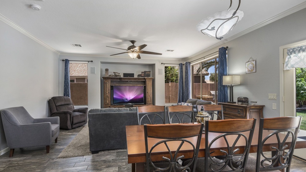 Photo of Livingroom in Windmill Ranch