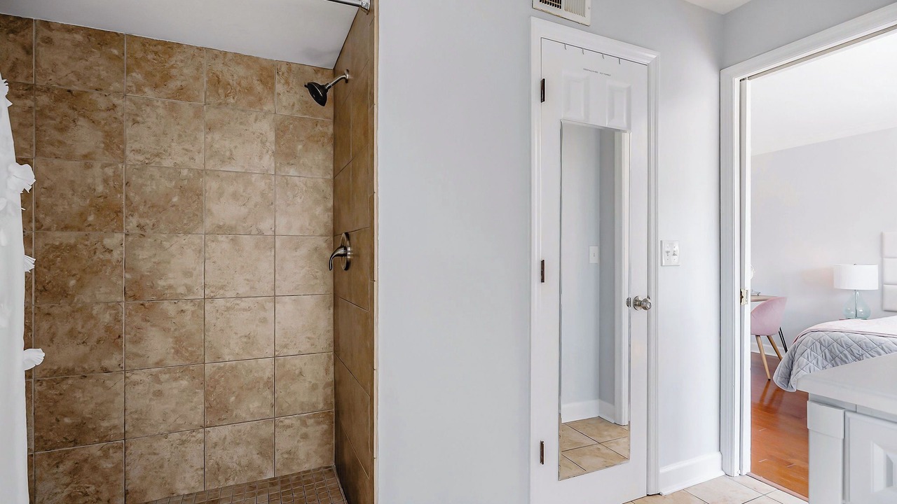 Photo of Bedroom in Rutledge Hill