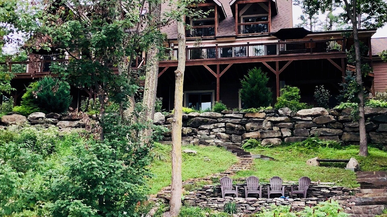 Photo of Outdoor in Greentown