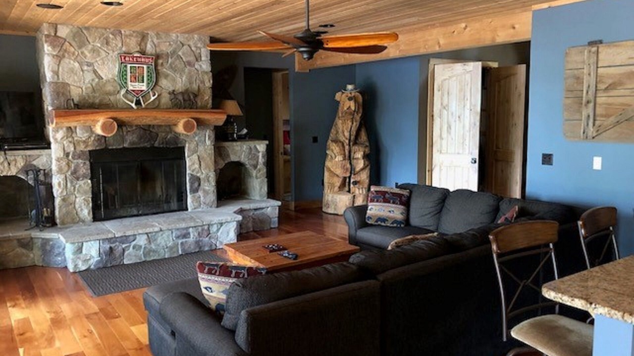 Photo of Livingroom in Greentown