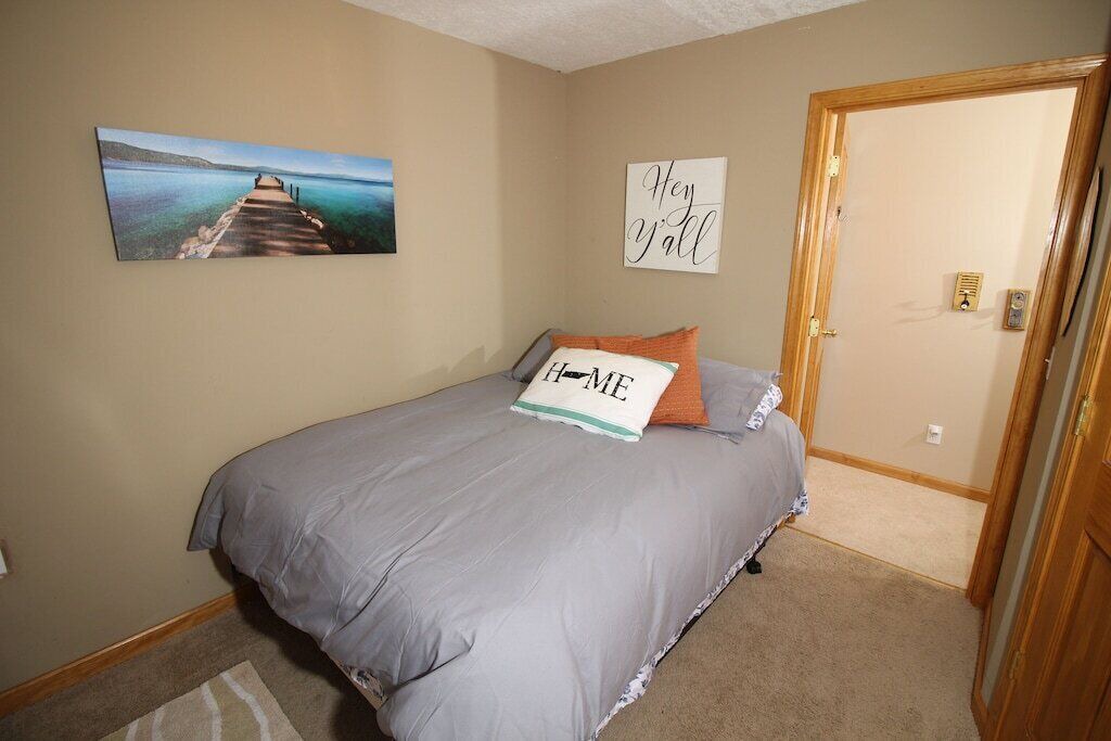 Photo of Others in Lakeside Estates