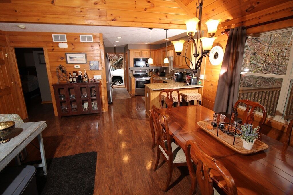 Photo of Bedroom in Lakeside Estates