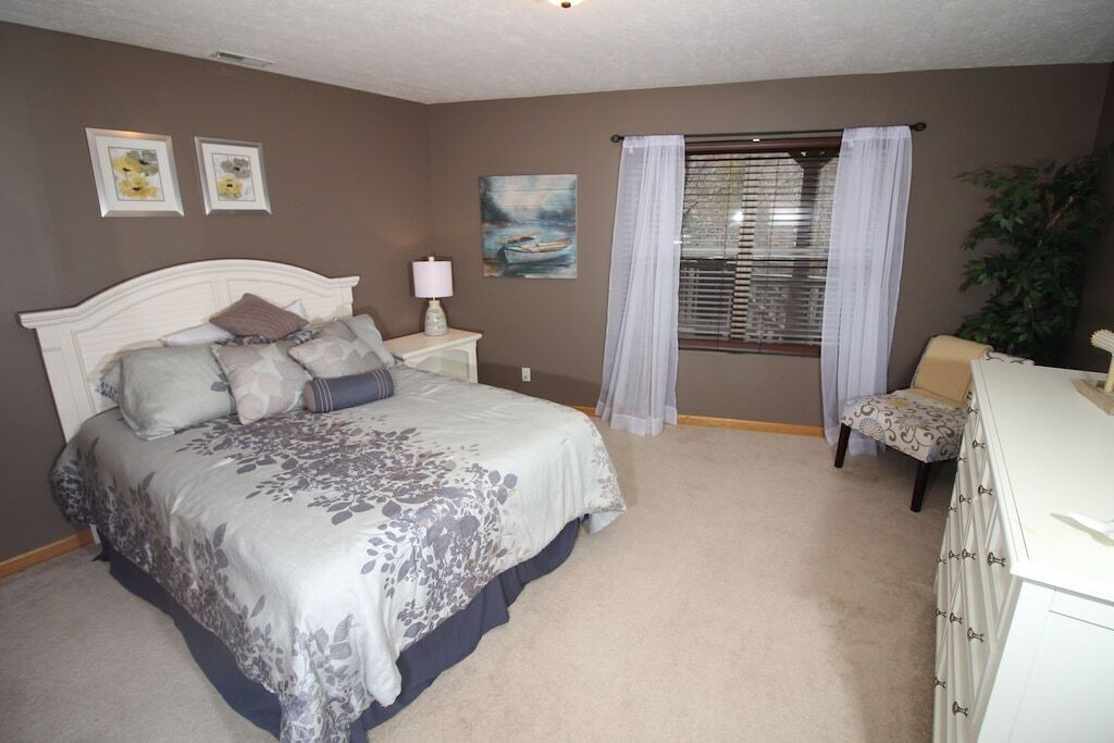 Photo of Outdoor in Lakeside Estates