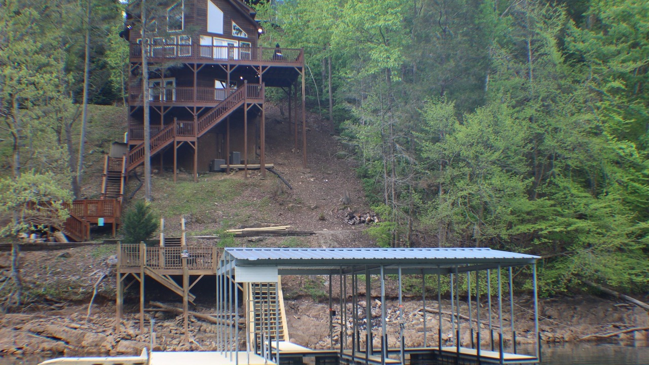 Photo of Others in Lakeside Estates