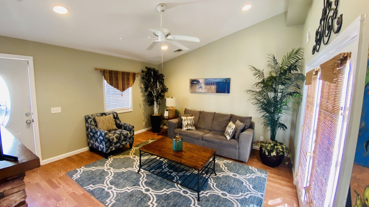 Photo of Livingroom in Ortley Beach
