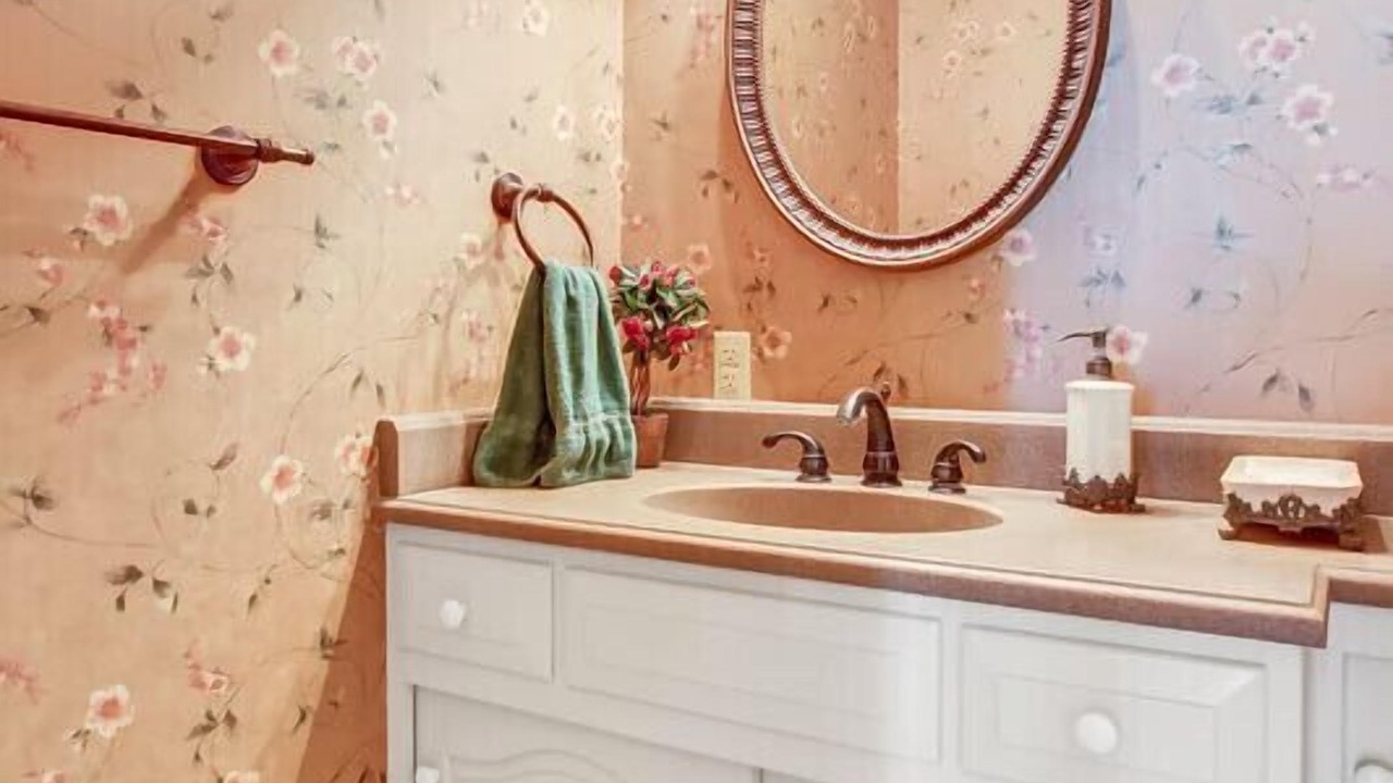 Photo of Bathroom in Annville