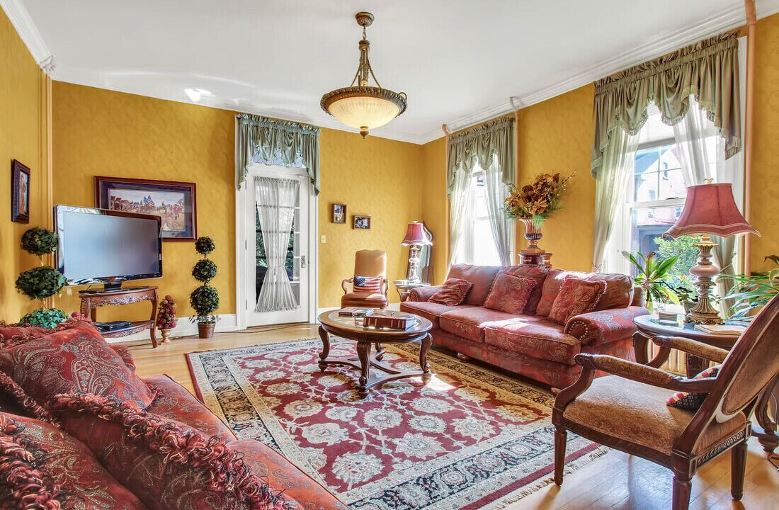 Photo of Livingroom in Annville