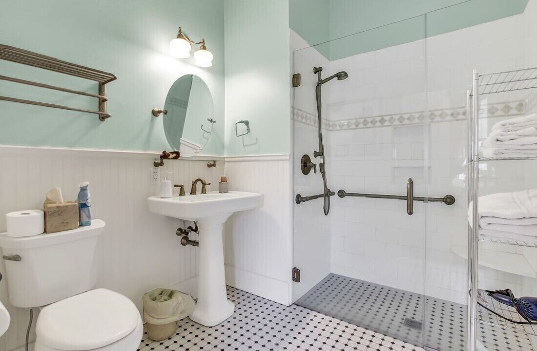 Photo of Bathroom in Annville