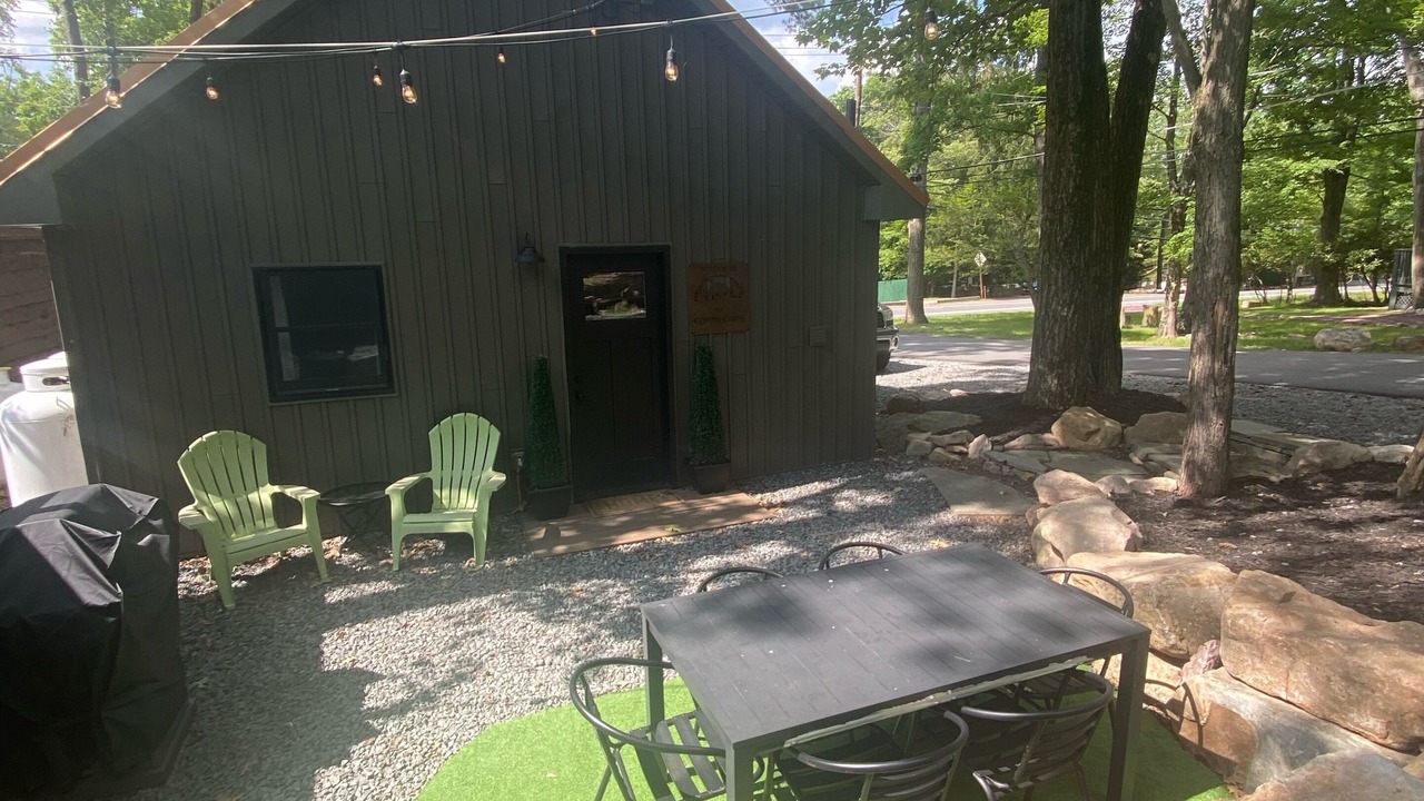 Photo of Outdoor in Lake Harmony Estates