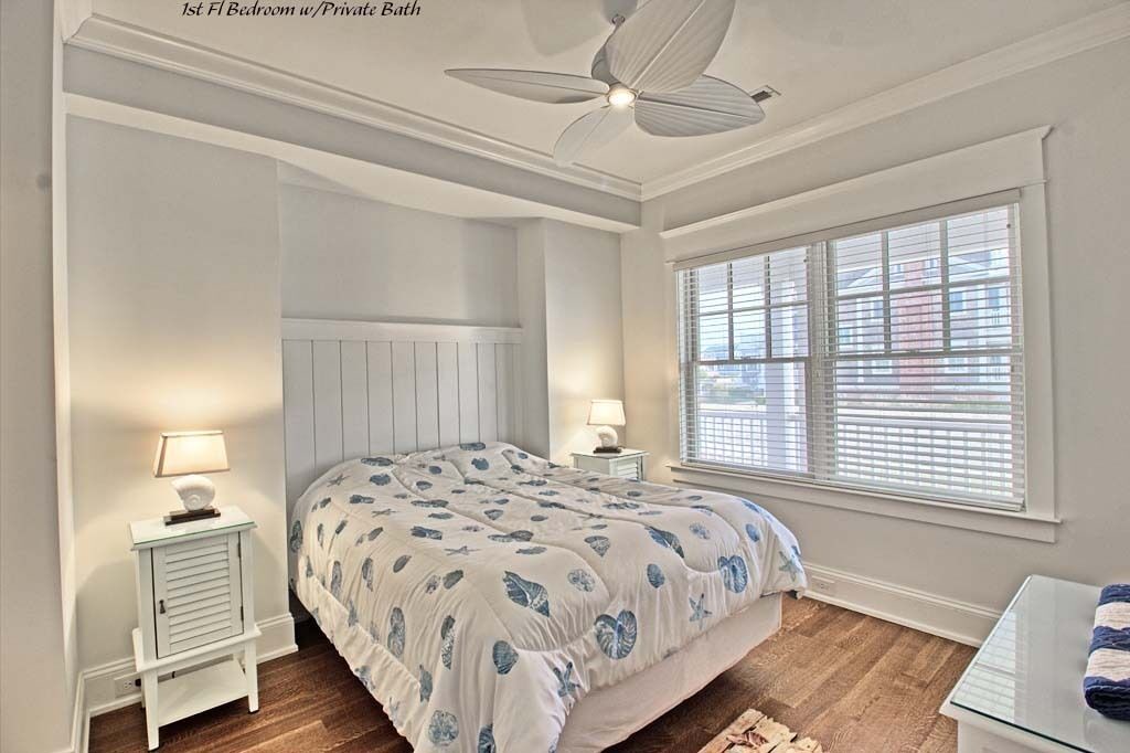Photo of Bedroom in Avalon