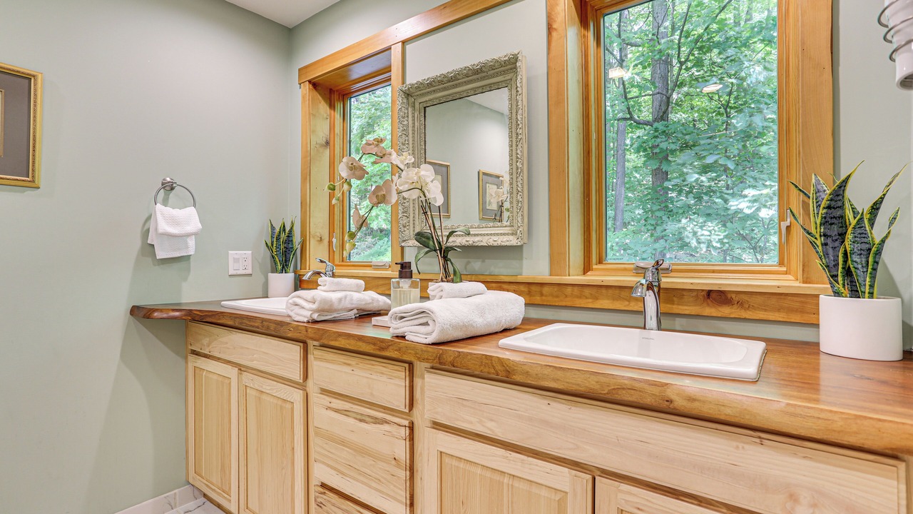 Photo of Bathroom in Great Meadows
