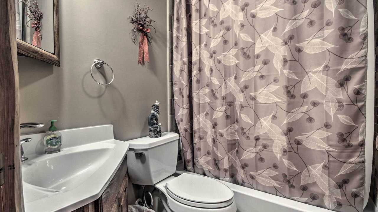 Photo of Bathroom in James Creek