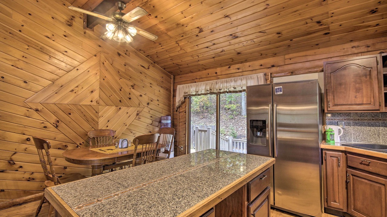 Photo of Kitchen in James Creek
