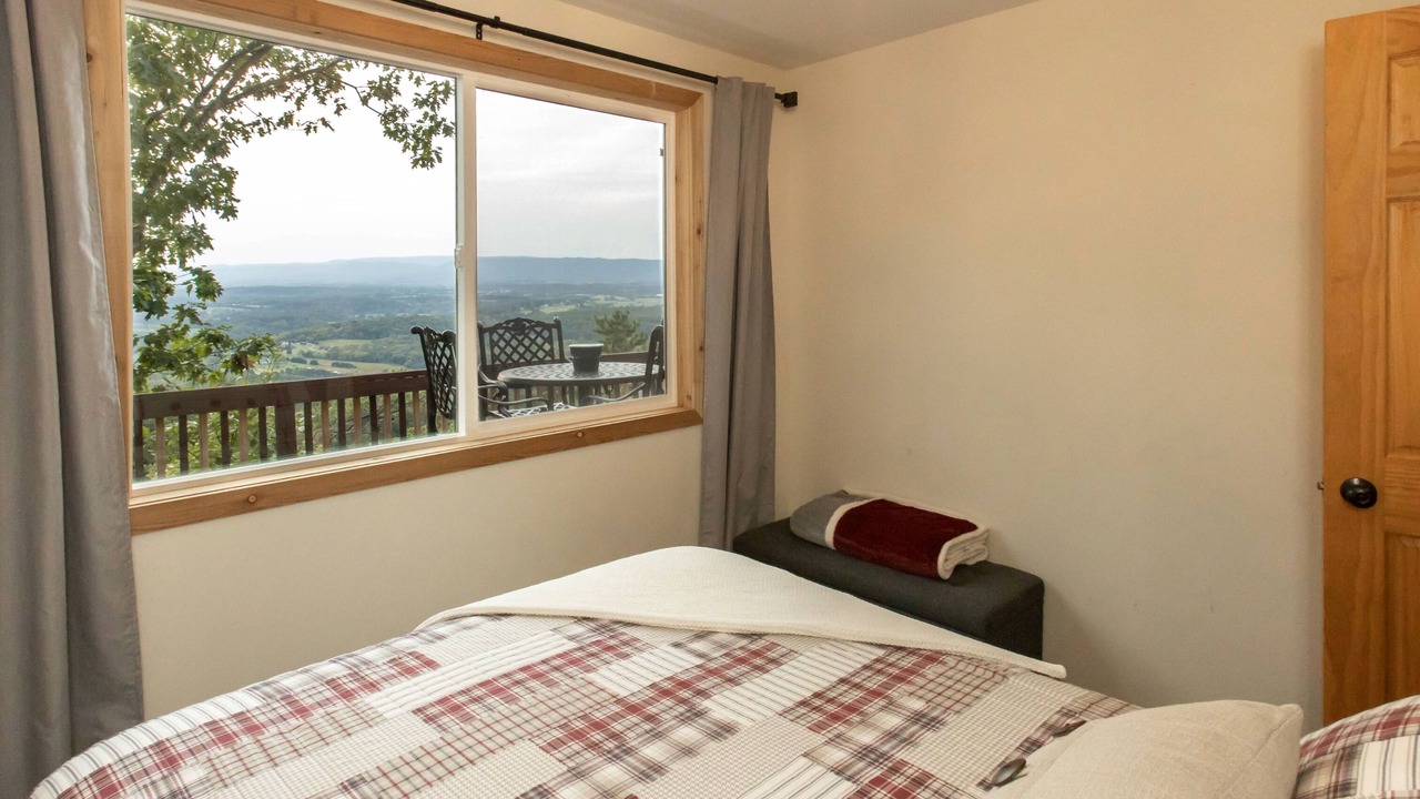 Photo of Bedroom in Fishers Hill