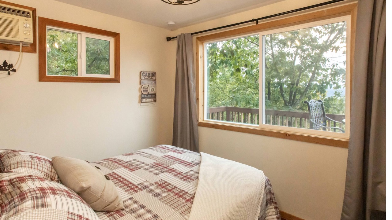 Photo of Bedroom in Fishers Hill