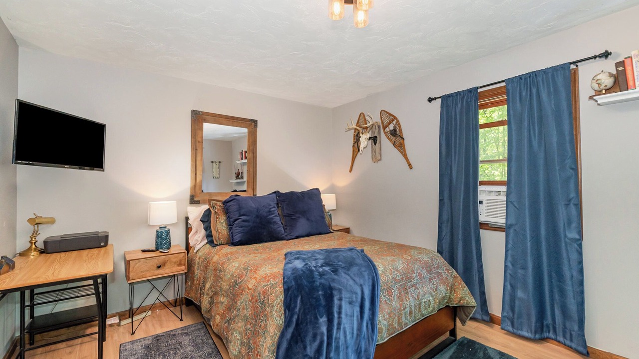Photo of Bedroom in Carroll Valley