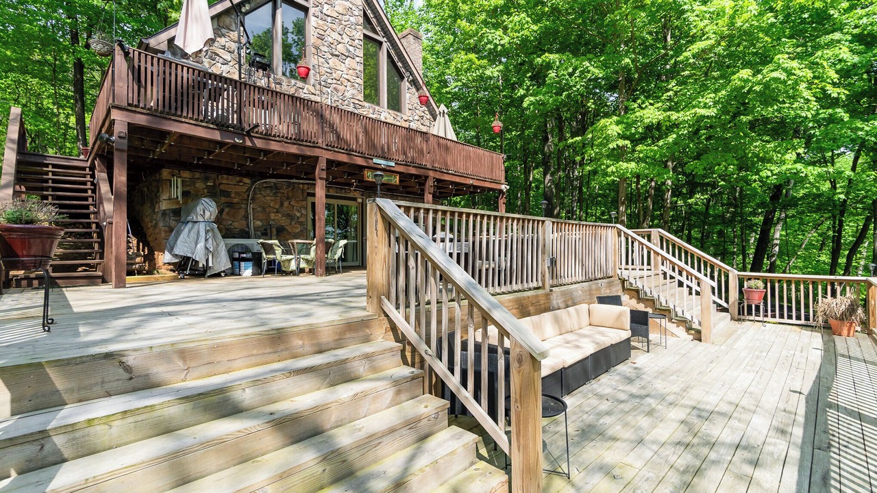 Photo of Patio Balcony in Carroll Valley