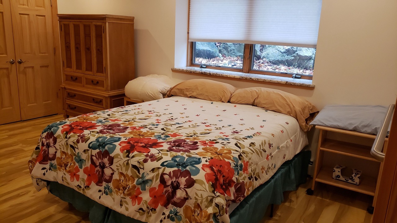 Photo of Bedroom in Monroe Township